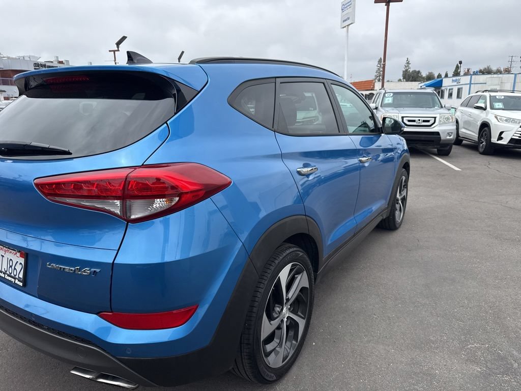 Used 2016 Hyundai Tucson Limited w/ Option Group 03 FWD image 5
