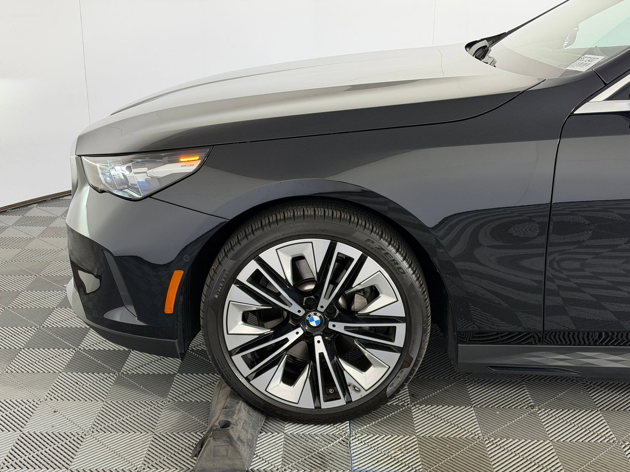 Certified 2025 BMW 530i image 11