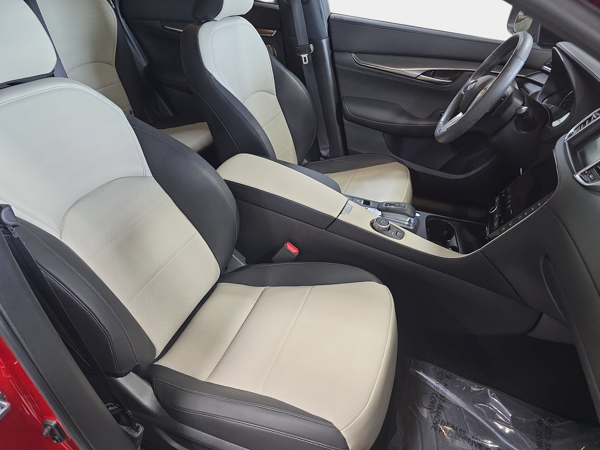 Used 2025 INFINITI QX55 Essential AWD/4WD image 10