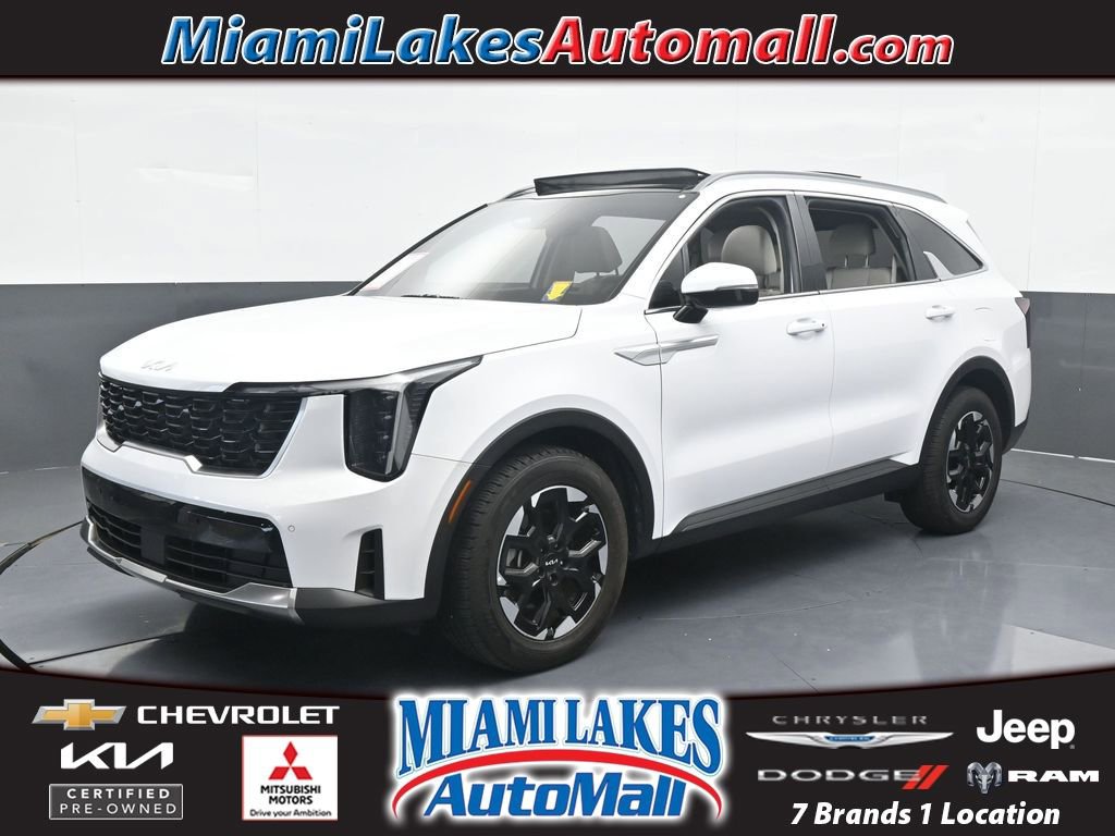 Used 2024 Kia Sorento S w/ Panoramic Sunroof Package