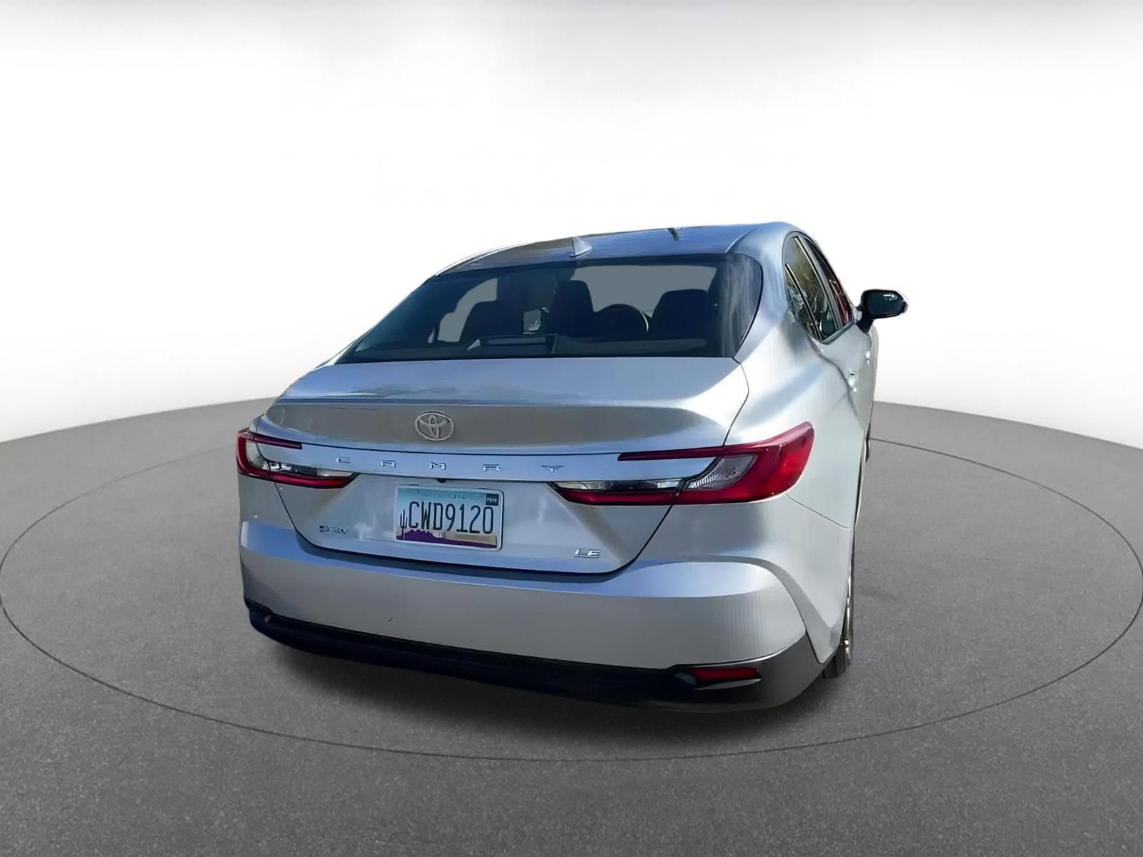 Used 2025 Toyota Camry LE image 14