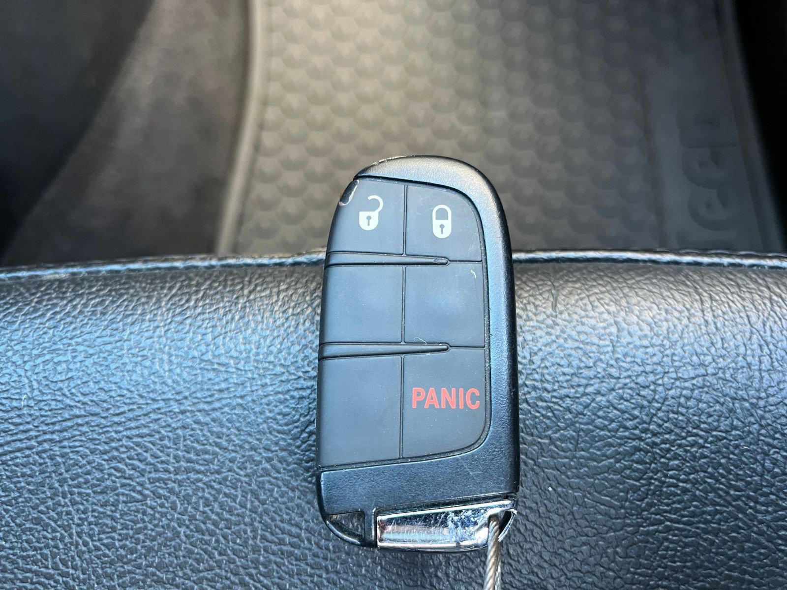 Used 2025 Jeep Compass Trailhawk image 22