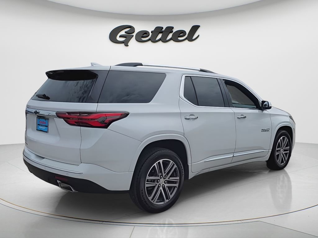 Used 2023 Chevrolet Traverse High Country AWD/4WD image 5