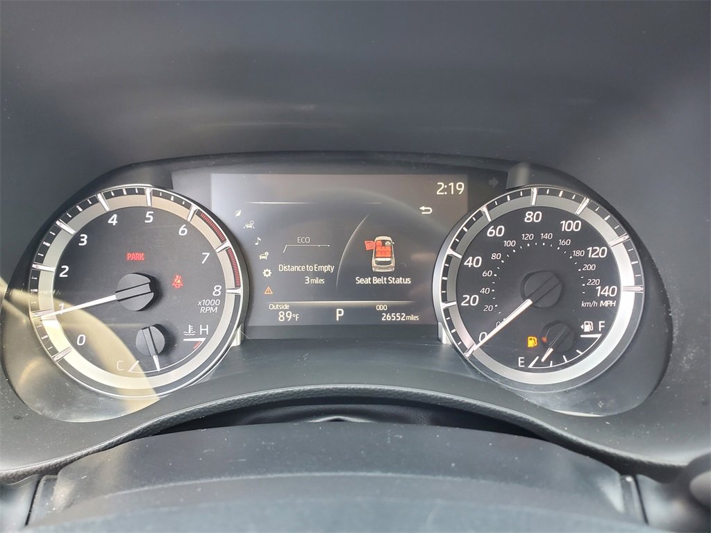 Used 2023 Toyota Highlander XLE image 28