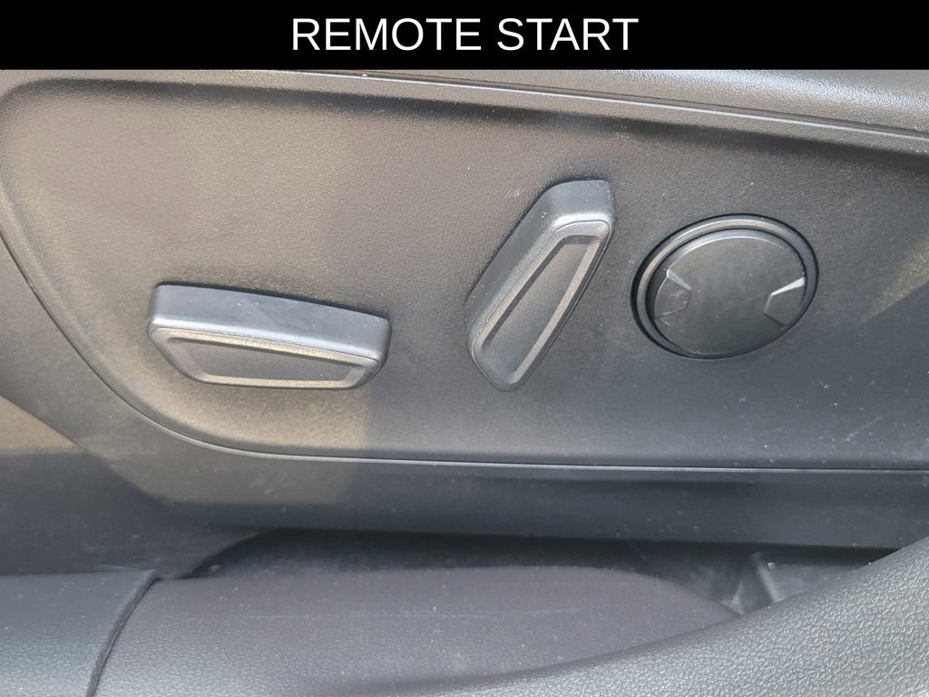 Used 2023 Ford Escape Platinum image 16