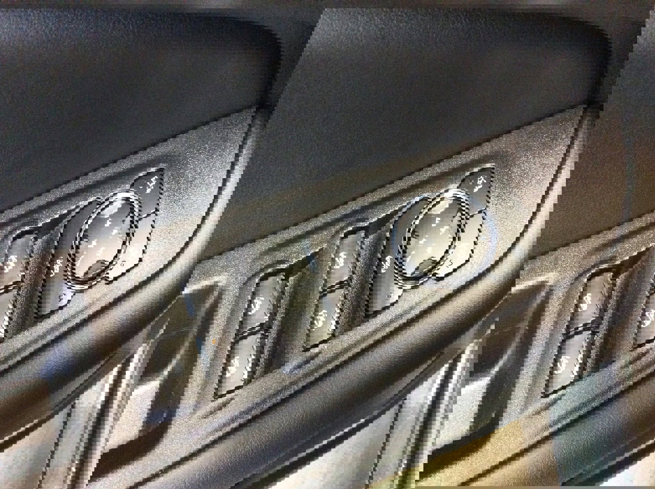 Used 2024 Ford Edge SEL w/ Convenience Package image 15