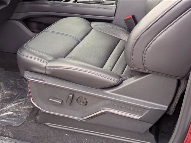 New 2026 Ford F250 Platinum image 4