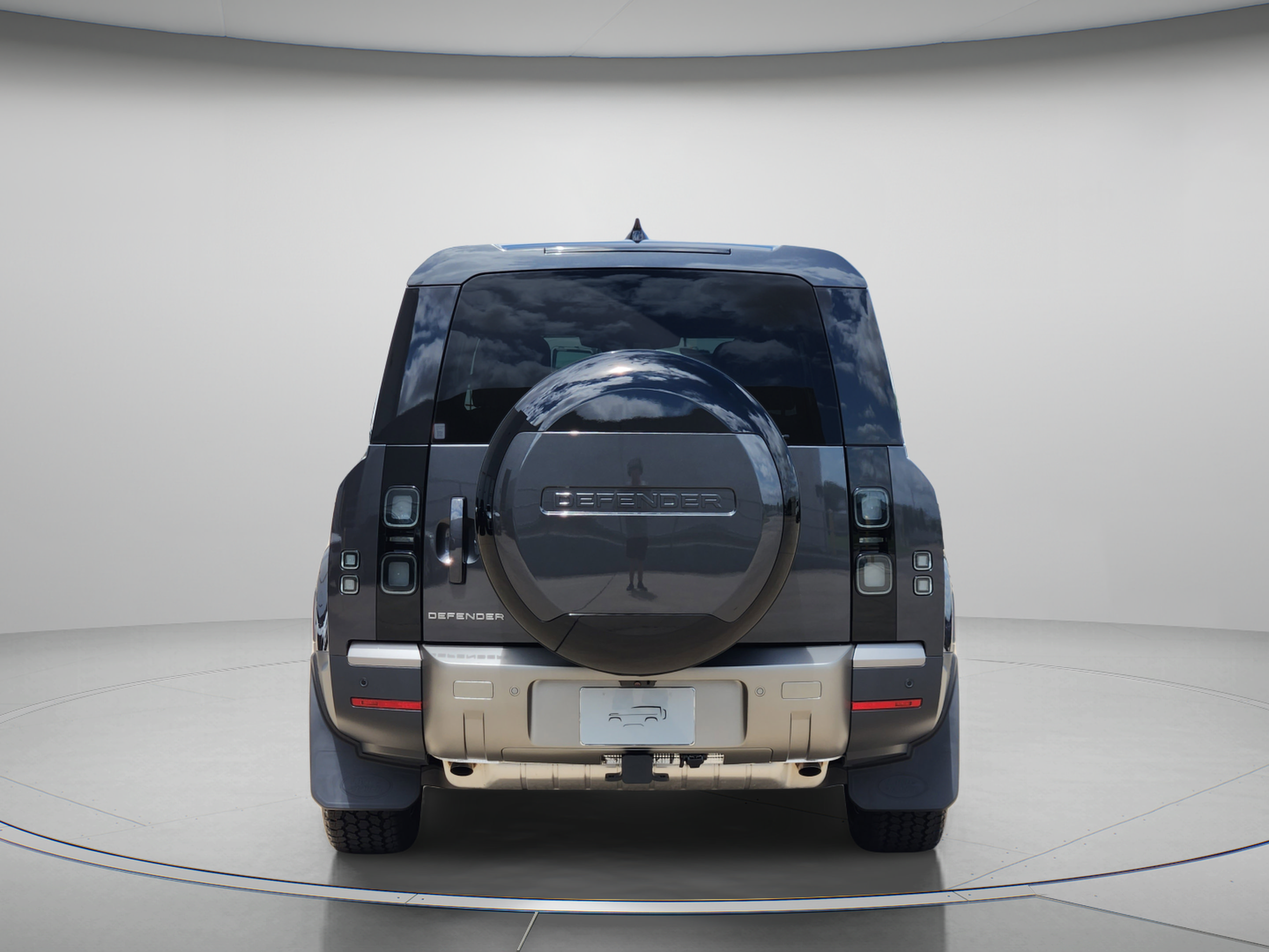 New 2026 Land Rover Defender 130 S AWD/4WD image 3