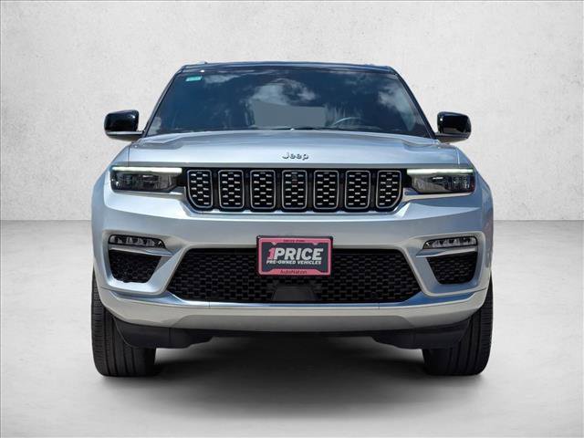 Used 2023 Jeep Grand Cherokee Summit w/ Advanced Protech Group IV AWD/4WD image 2