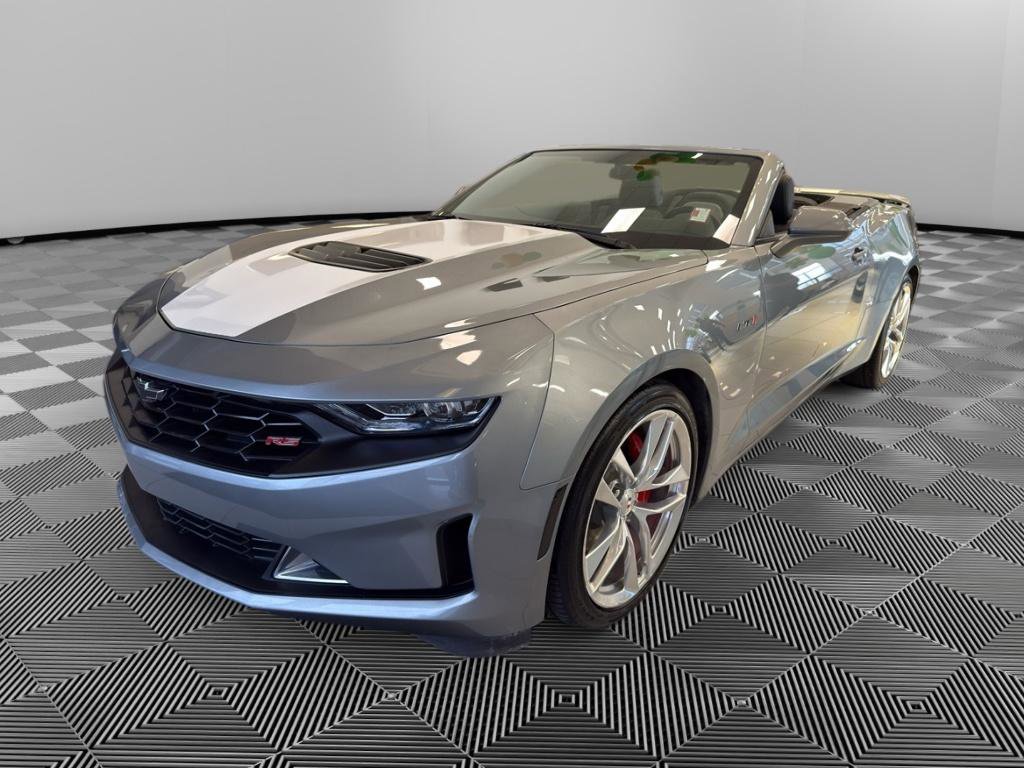 Used 2024 Chevrolet Camaro LT w/ RS Package image 3