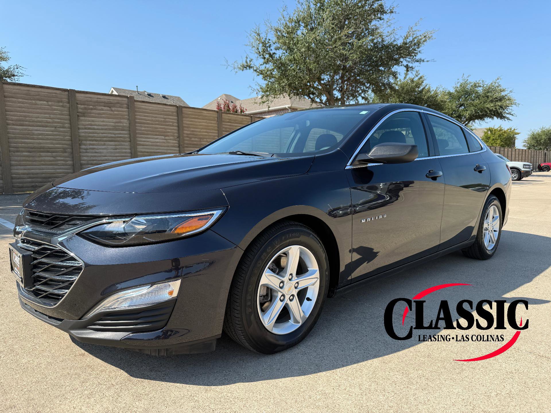 Used 2022 Chevrolet Malibu LS image 1