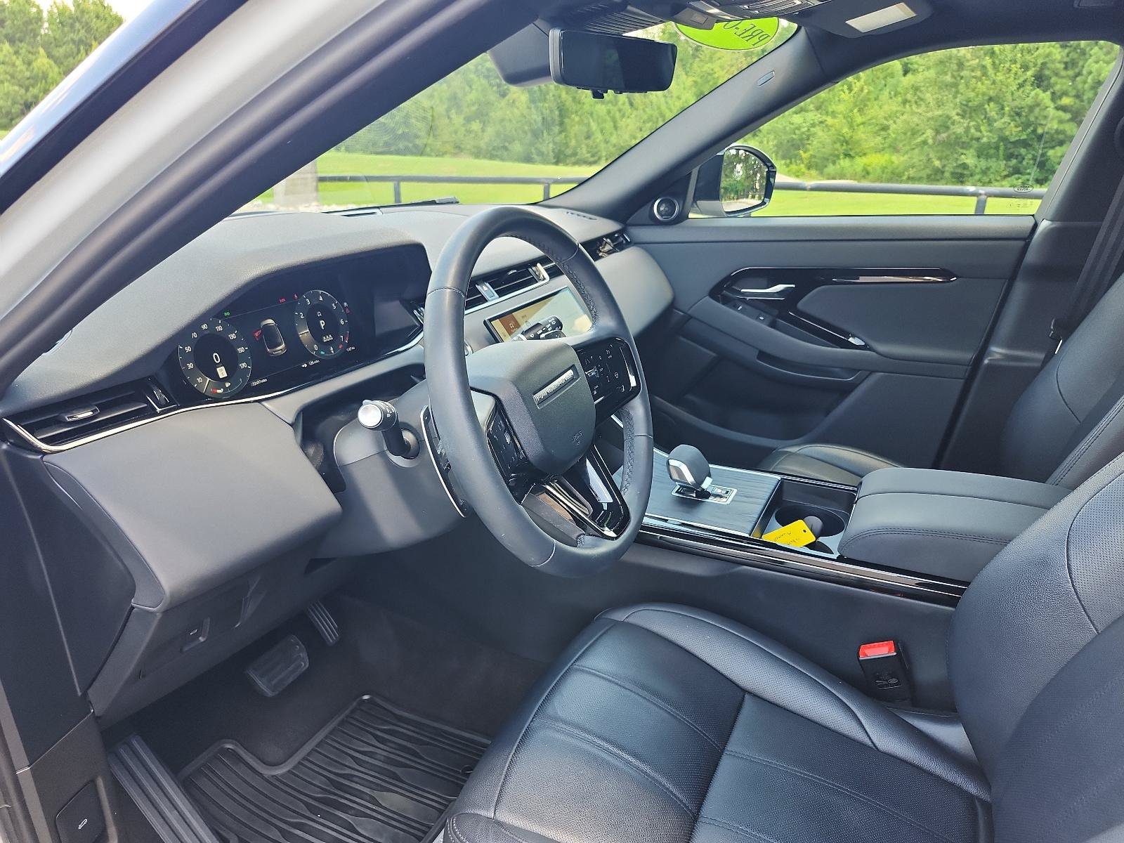 Used 2024 Land Rover Range Rover Evoque S AWD/4WD image 15