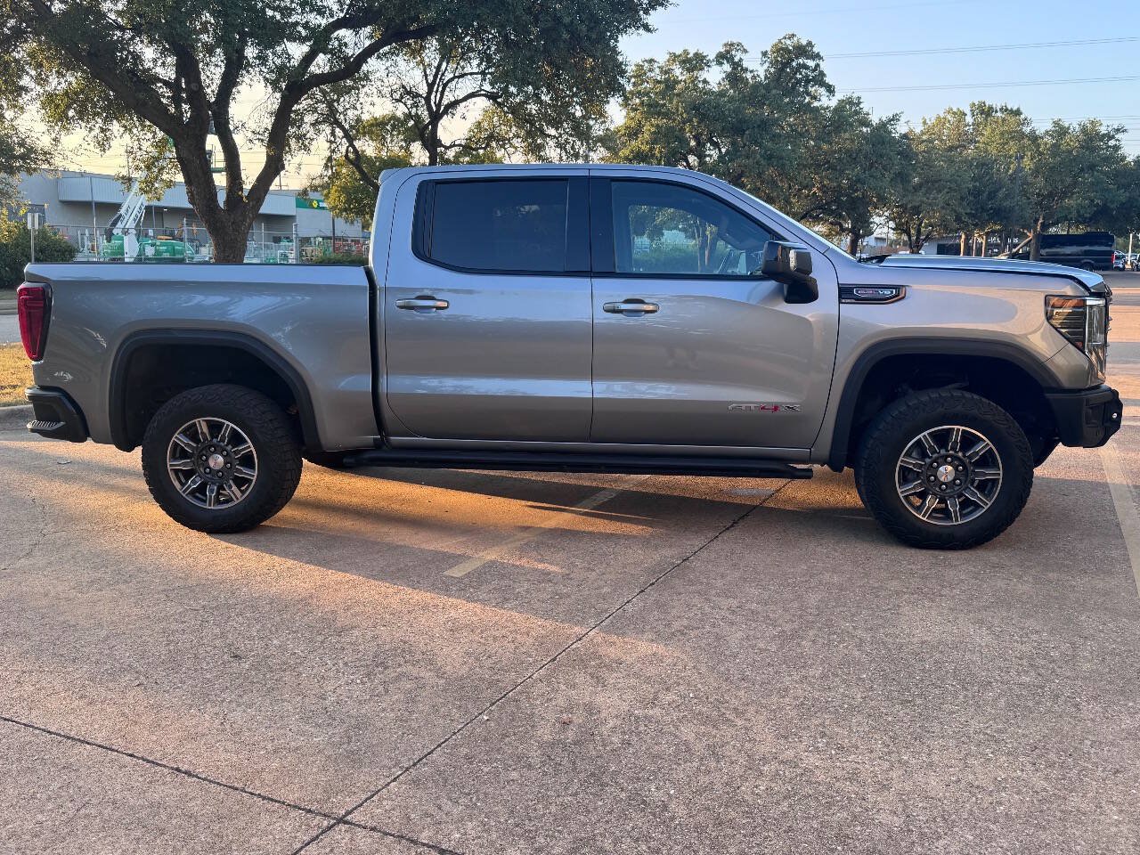 Used 2023 GMC Sierra 1500 AT4X AWD/4WD image 6