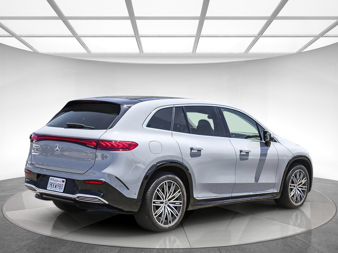 Used 2023 Mercedes-Benz EQS 450+ 4MATIC SUV image 3