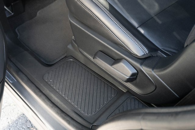 Used 2024 Ford Explorer Limited image 23