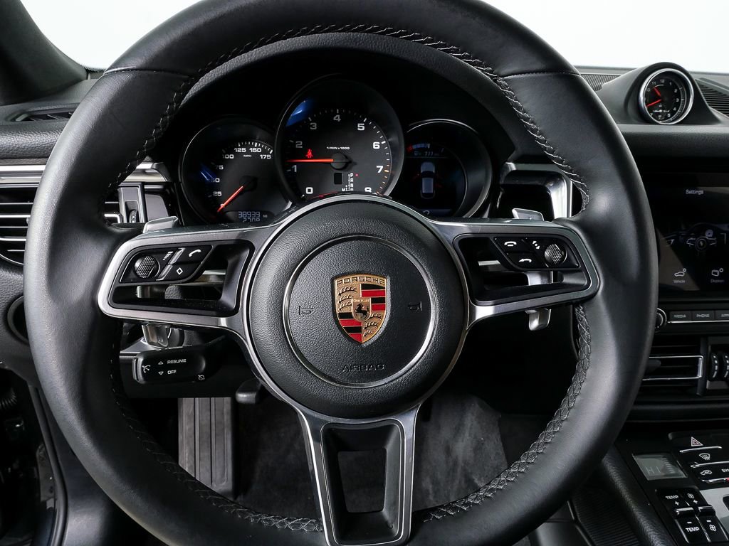 Certified 2020 Porsche Macan image 8