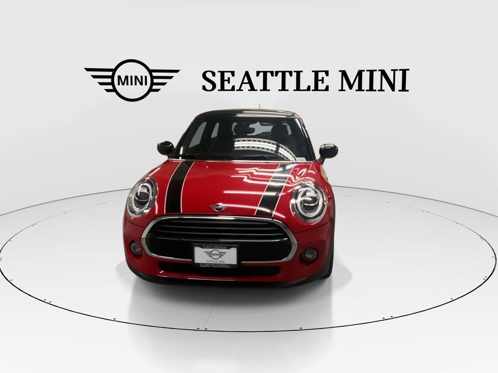 Used 2021 MINI Cooper 2-Door Hardtop w/ 6.5" Touchscreen Package FWD image 4