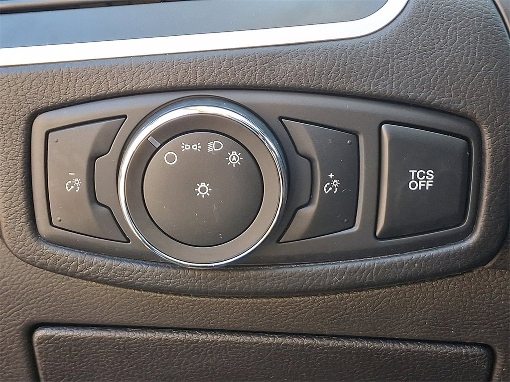 Certified 2022 Ford Edge SE w/ Black Appearance Package image 23