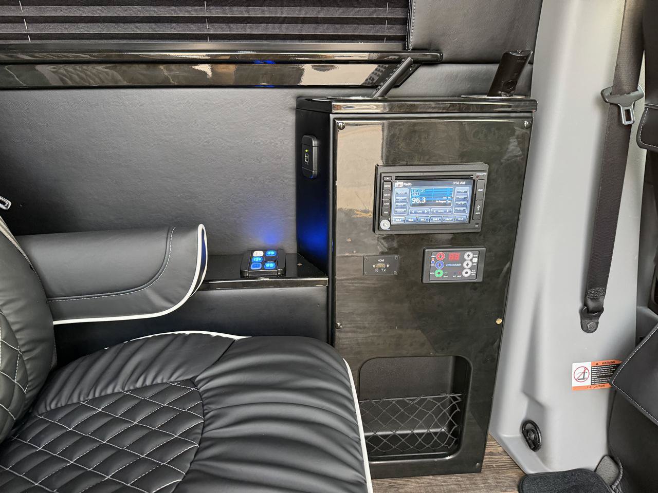 Used 2016 Mercedes-Benz Sprinter 3500 image 35