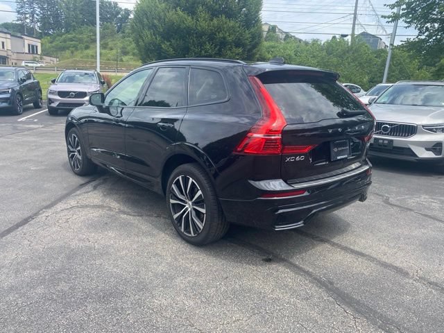 Used 2023 Volvo XC60 B5 Plus w/ Climate Package AWD/4WD image 13