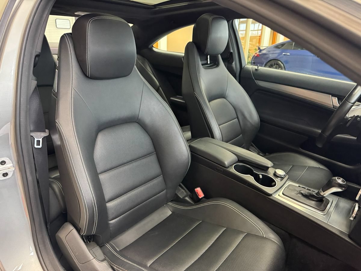 Used 2015 Mercedes-Benz C 350 4MATIC Coupe image 22
