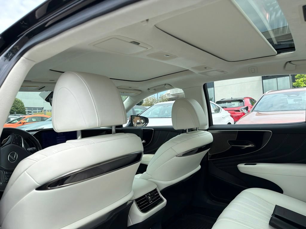 Certified 2024 Lexus LS 500 AWD w/ Interior Upgrade Package image 10