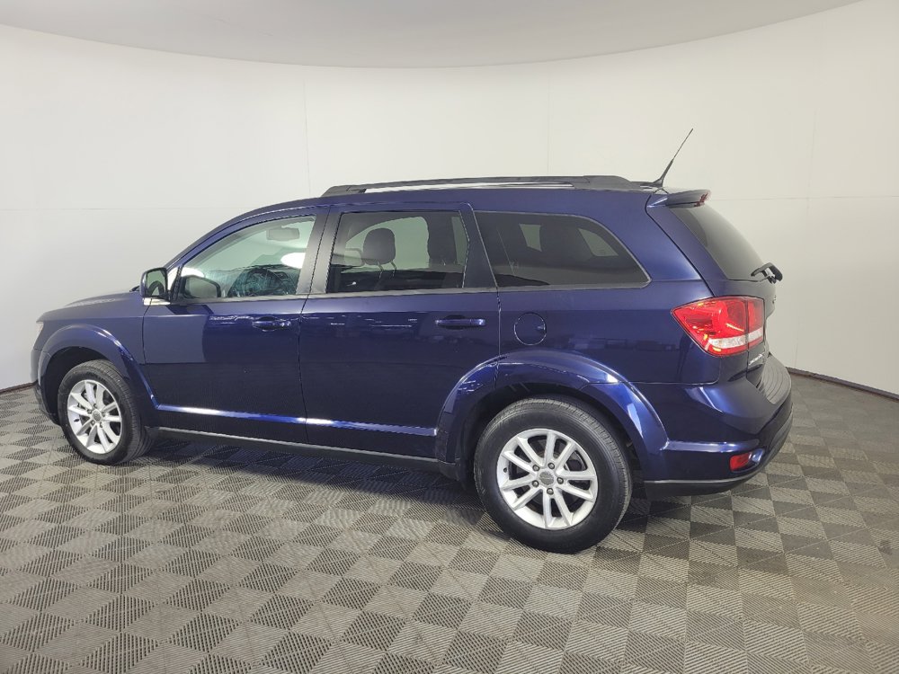 Used 2017 Dodge Journey SXT w/ Premium Group FWD image 3