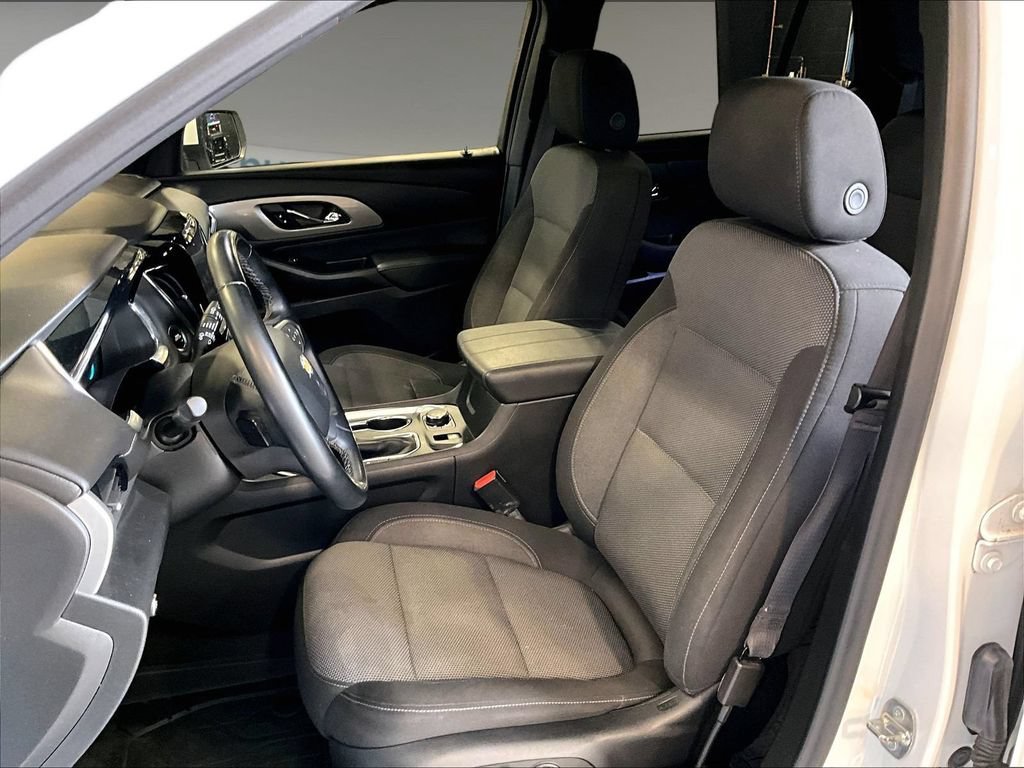 Used 2023 Chevrolet Traverse LT w/ LPO, Floor Liner Package AWD/4WD image 10