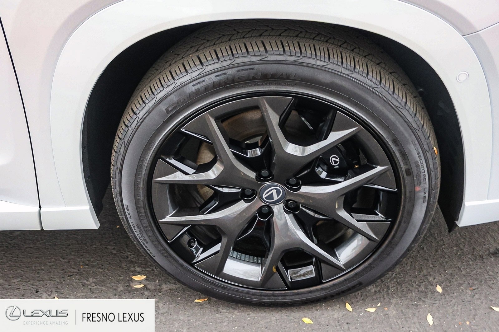 Certified 2026 Lexus TX 500h AWD image 9