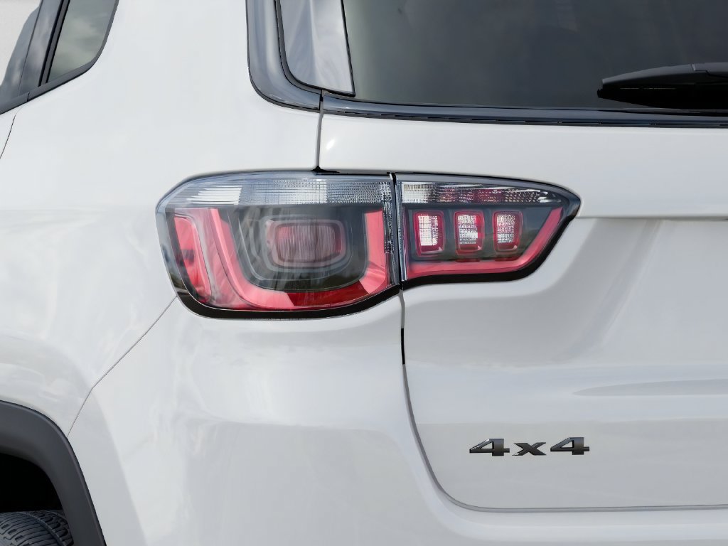 New 2027 Jeep Compass Latitude AWD/4WD image 11