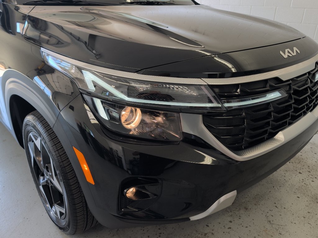 Certified 2025 Kia Seltos S AWD/4WD image 5