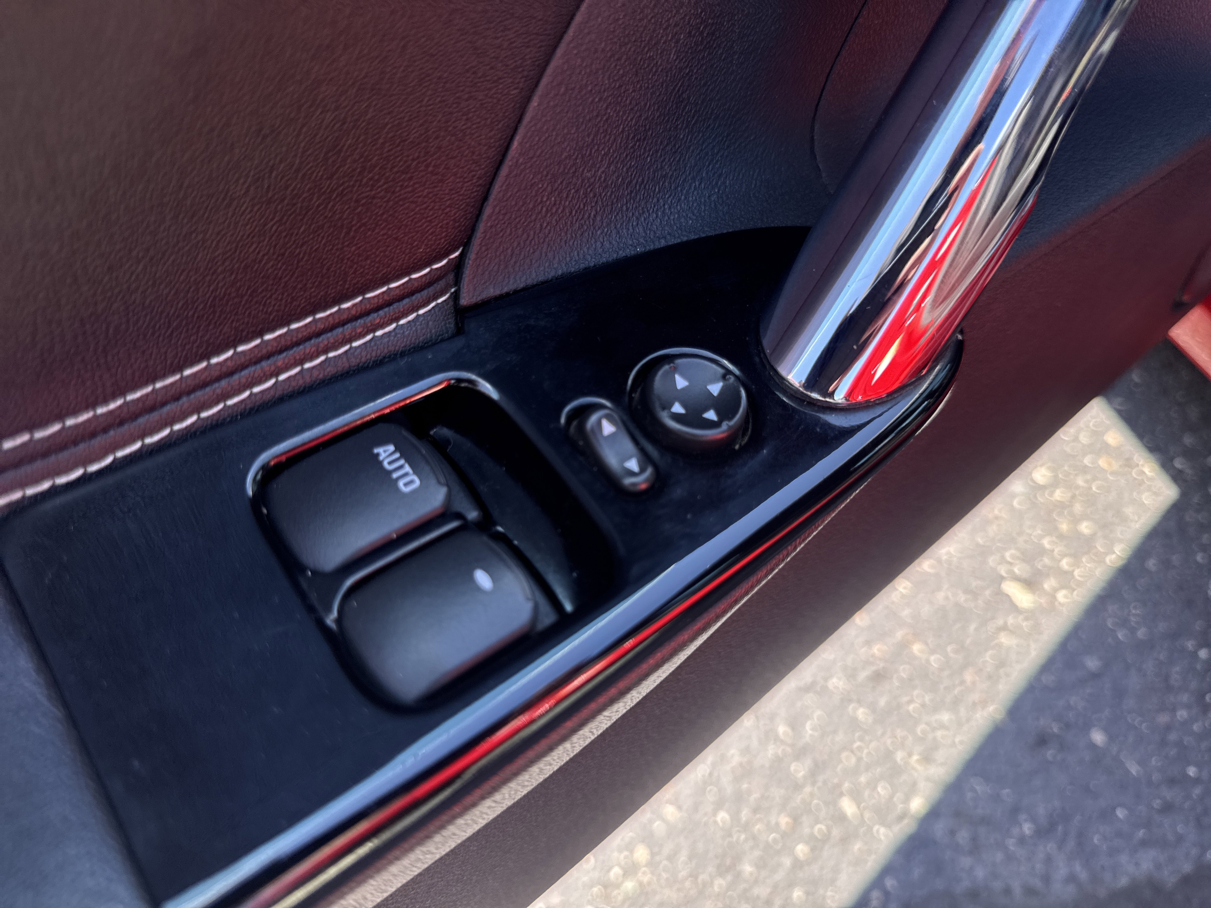 Used 2007 Saturn Sky w/ Premium Trim Pkg image 17