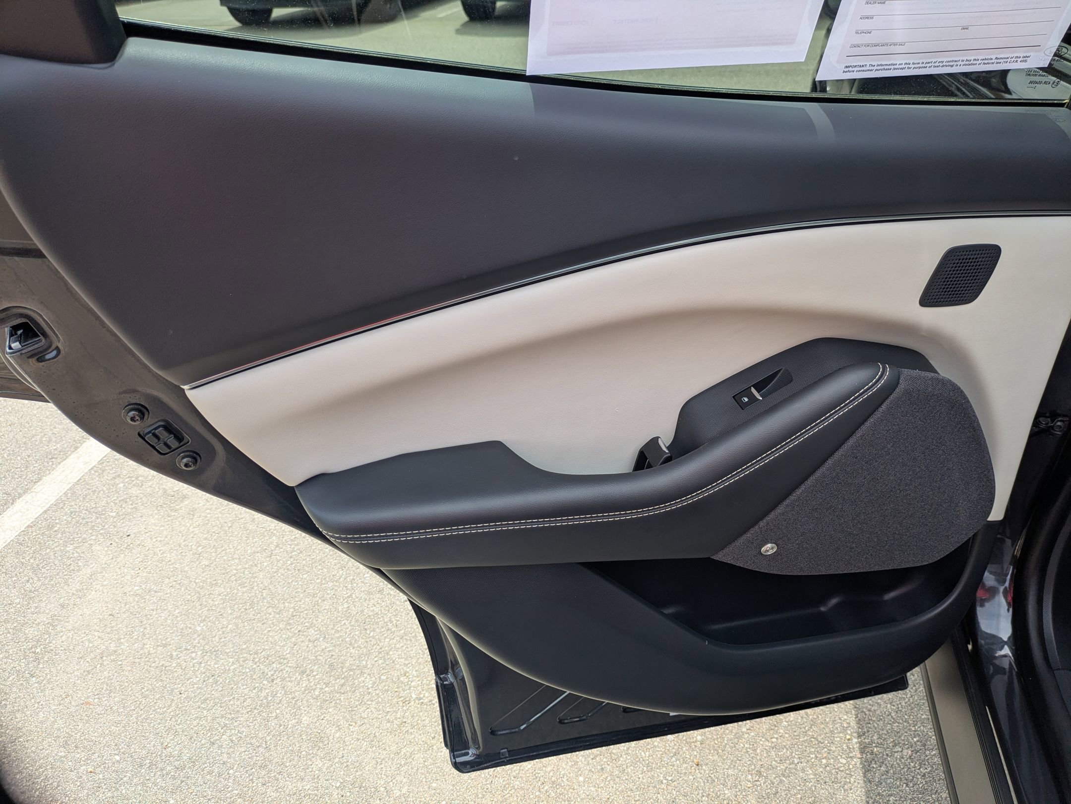 Certified 2022 Ford Mustang Mach-E Premium AWD/4WD image 31