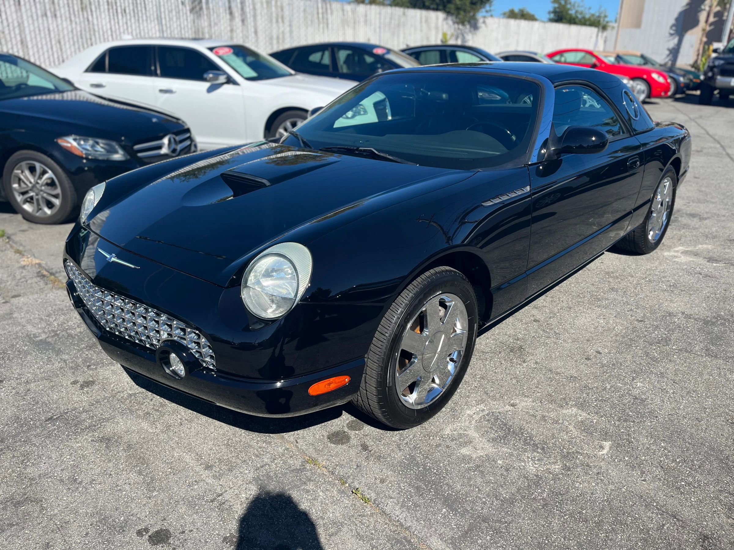 Used 2002 Ford Thunderbird Convertible 2D image 3