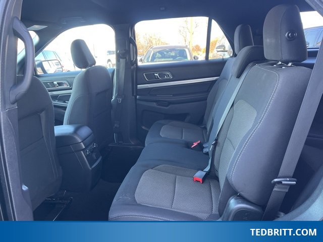 Used 2019 Ford Explorer XLT image 12