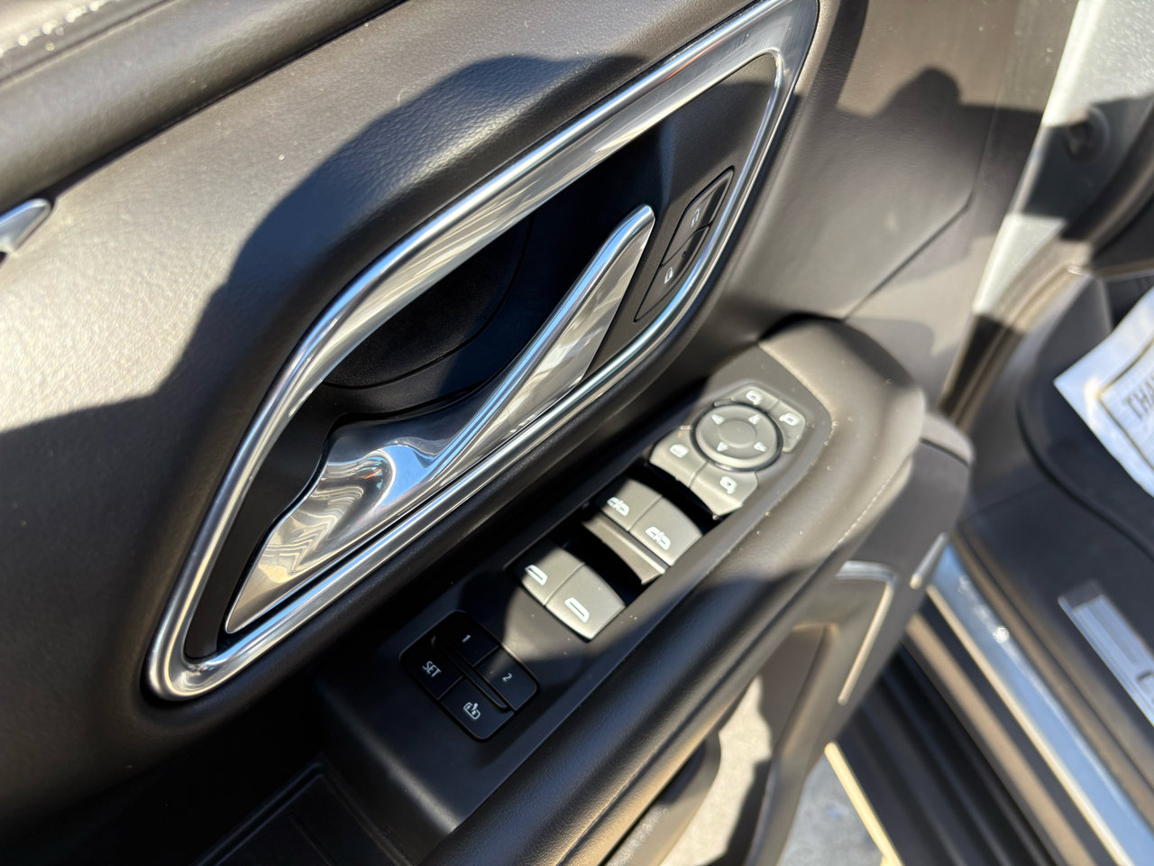 Used 2023 Chevrolet Tahoe LT w/ Luxury Package image 34