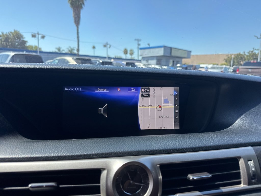 Used 2017 Lexus GS 200t F Sport image 11