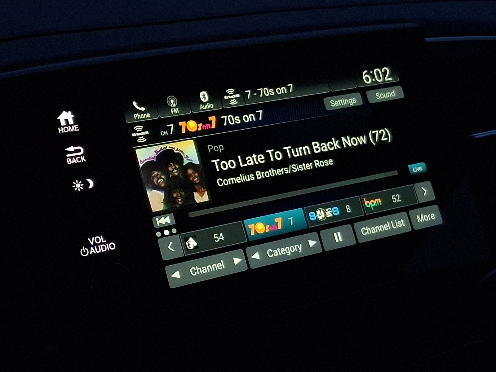 Used 2023 Honda Passport EX-L image 17