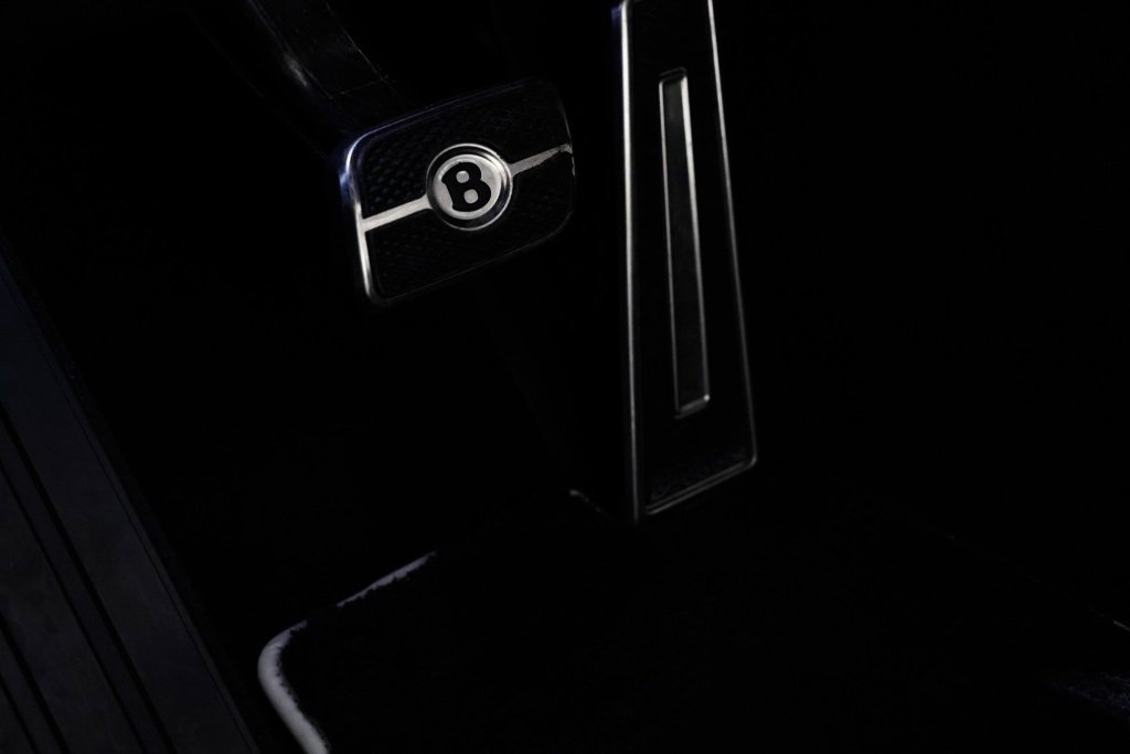 Used 2021 Bentley Continental GT image 44