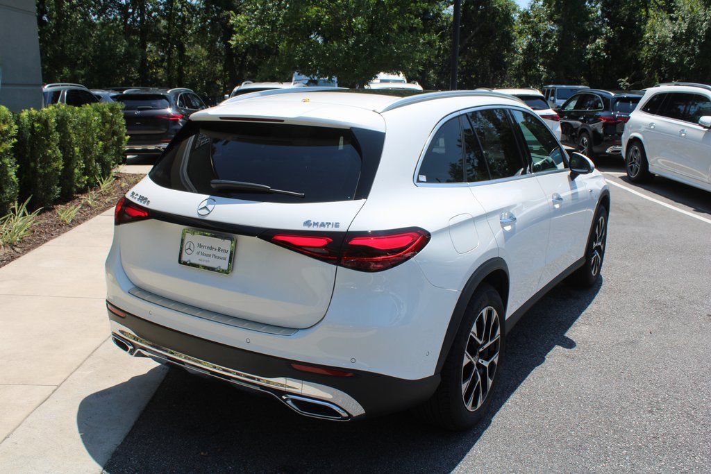 Certified 2025 Mercedes-Benz GLC 350e image 5