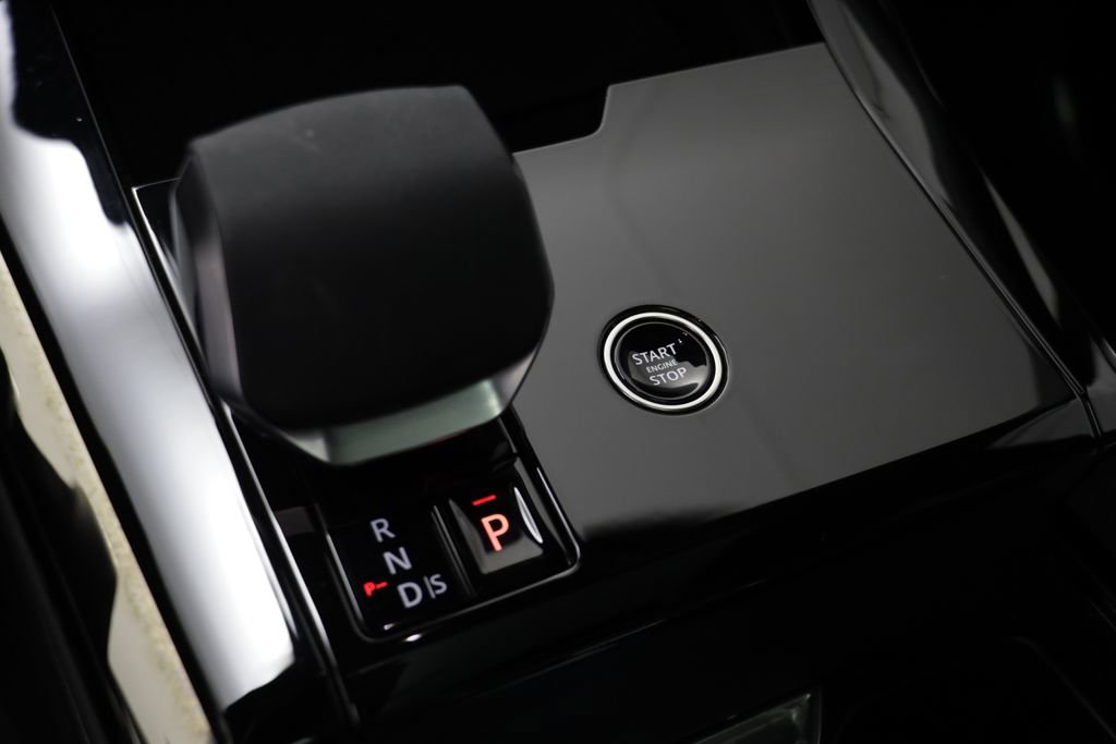 Certified 2025 Land Rover Range Rover Sport SE AWD/4WD image 12