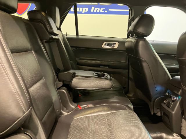 Used 2014 Ford Explorer Limited w/ Equipment Group 301A AWD/4WD image 46
