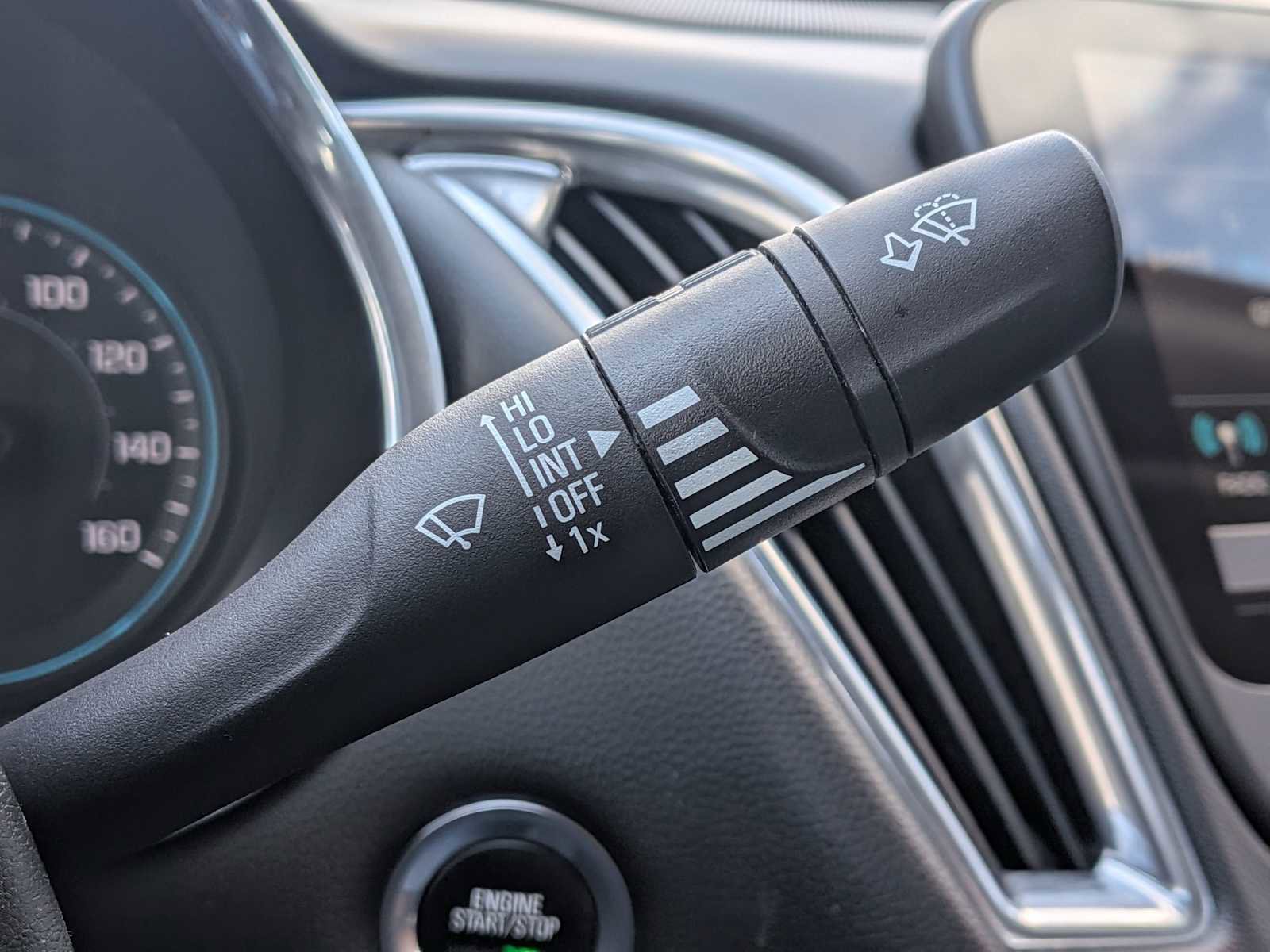 Used 2016 Chevrolet Malibu LT w/ Leather Package FWD image 24