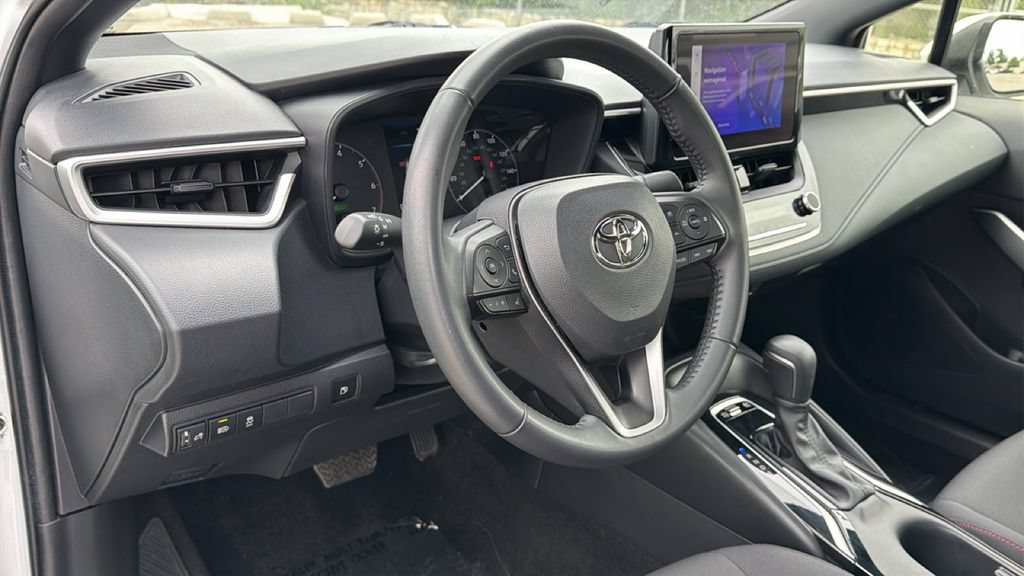 Certified 2025 Toyota Corolla SE FWD image 22