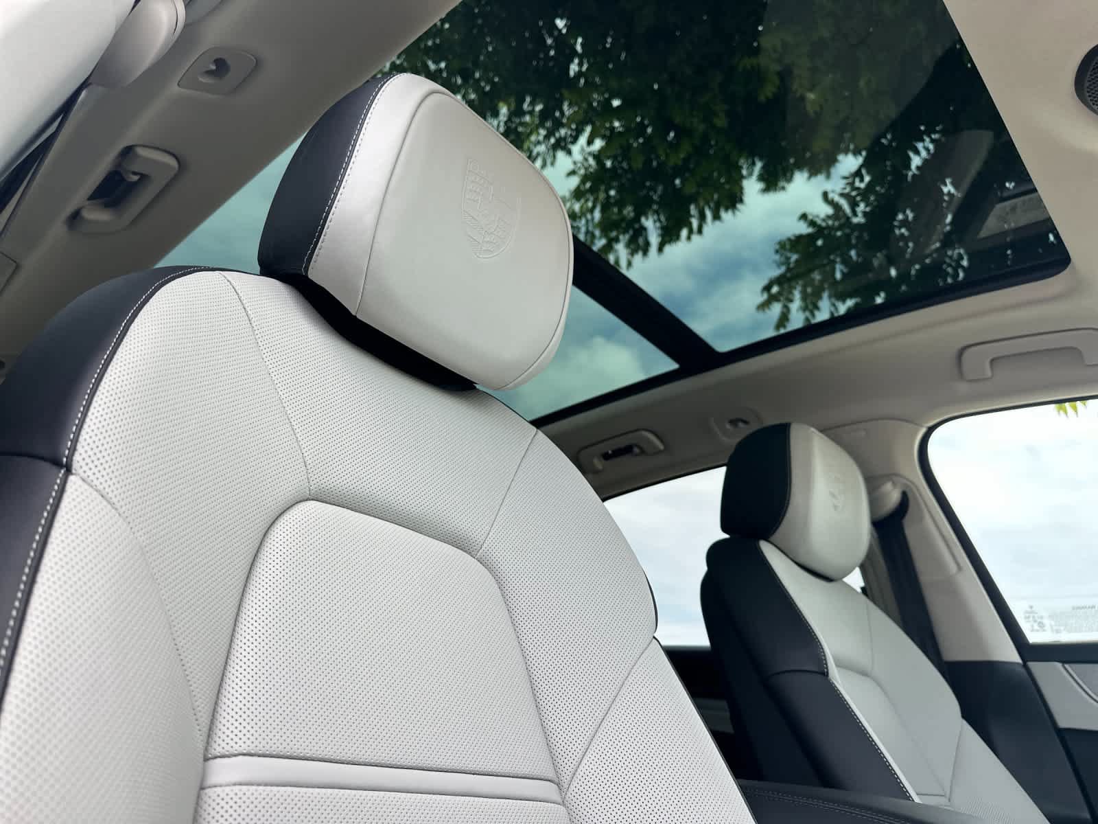 New 2026 Porsche Cayenne S AWD/4WD image 18