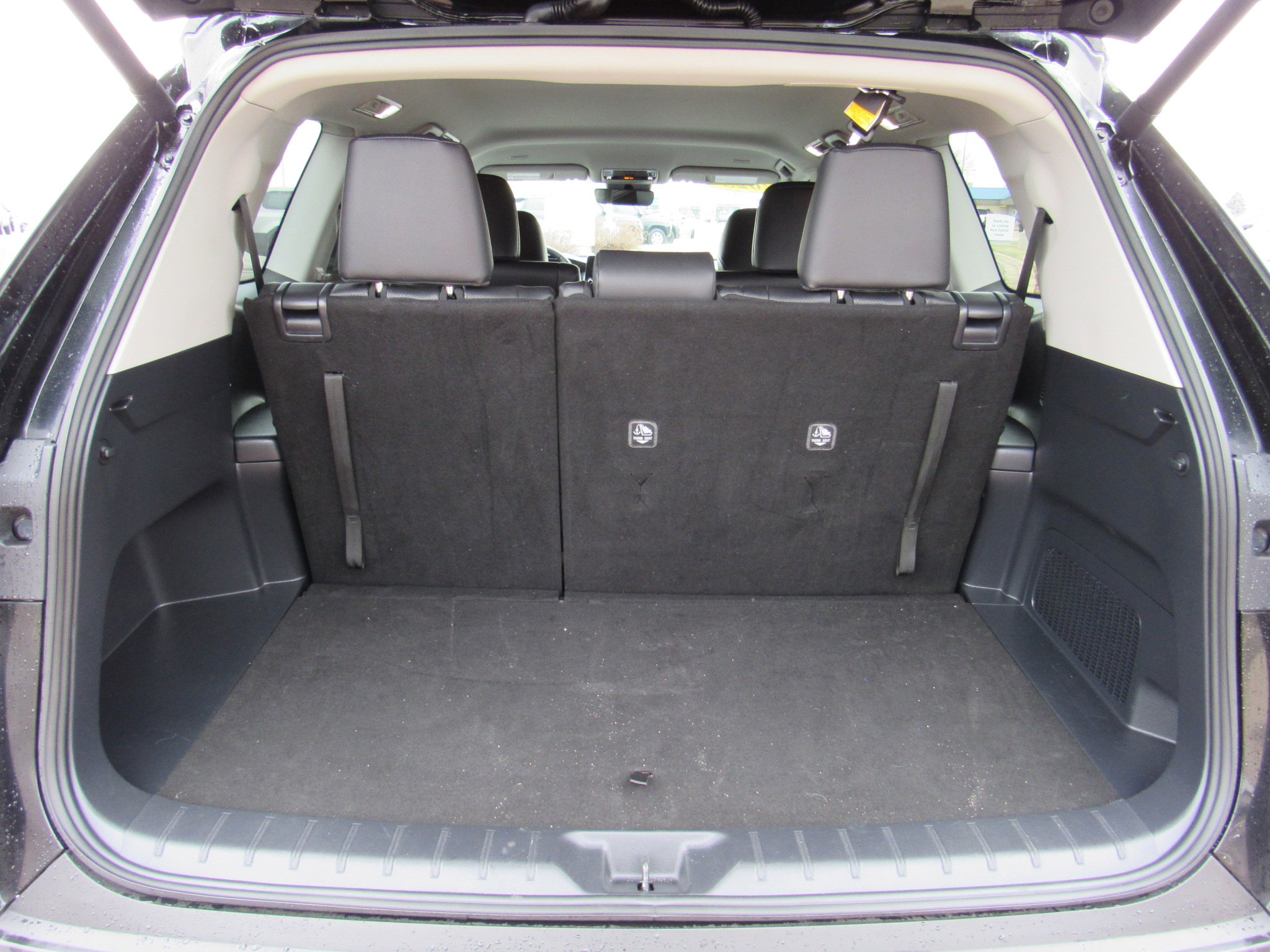 Used 2025 Toyota Grand Highlander XLE image 49