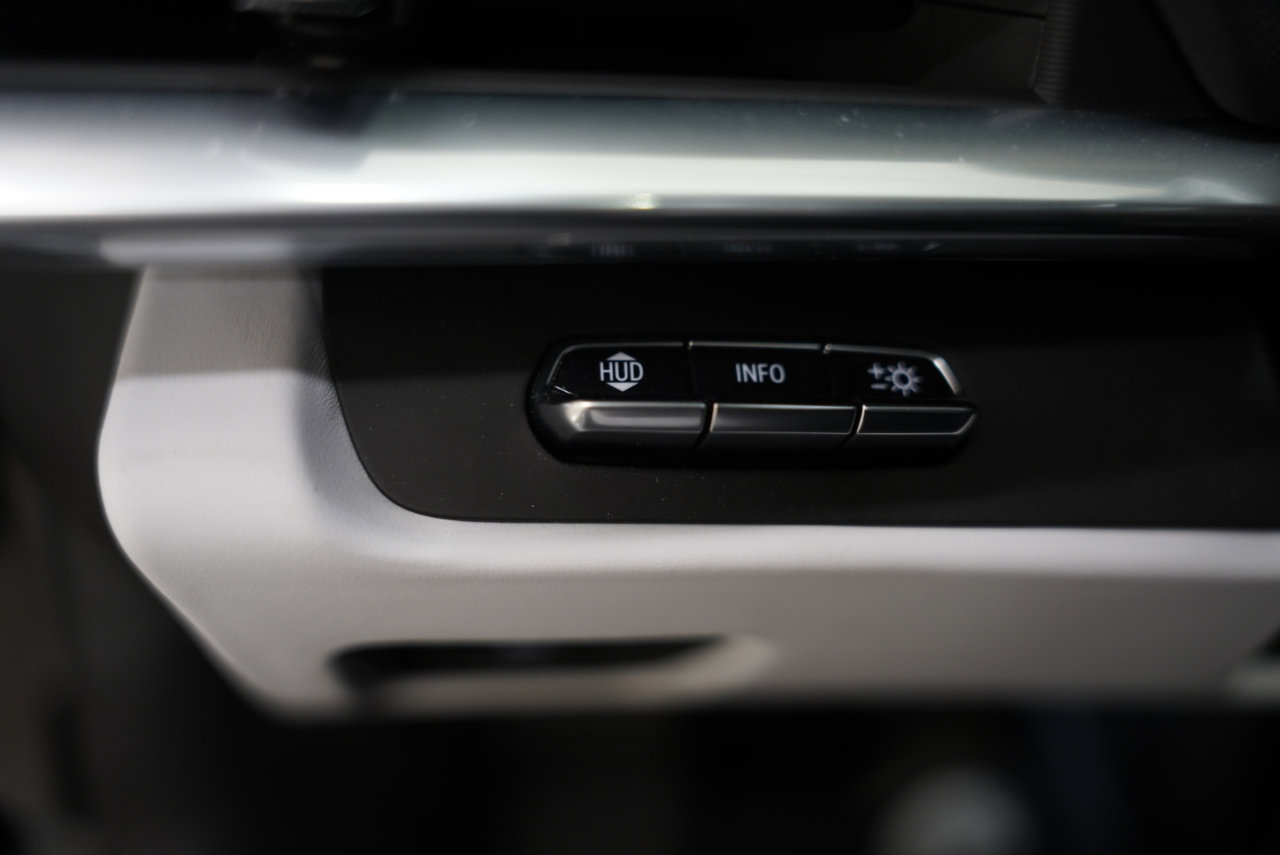 Used 2025 Chevrolet Corvette Stingray Premium Conv w/ Z51 Performance Package image 11