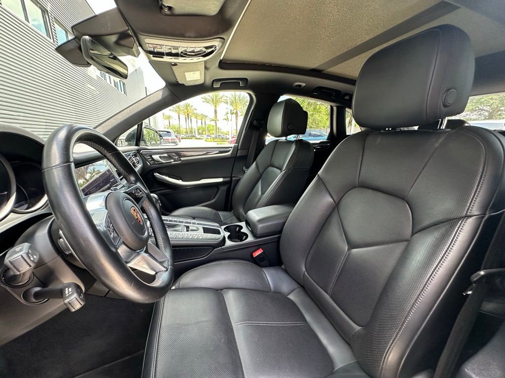 Certified 2019 Porsche Macan S image 5