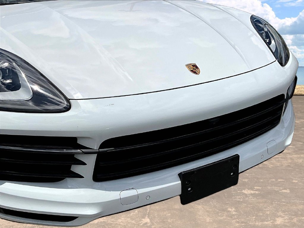 Used 2023 Porsche Cayenne AWD/4WD image 30