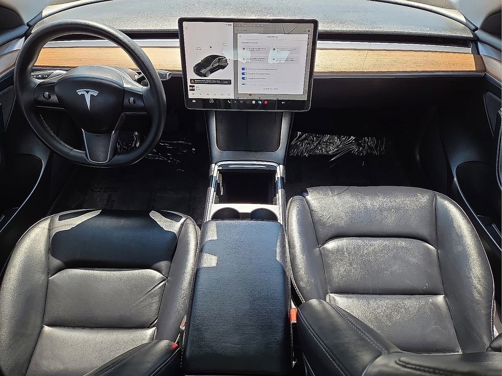 Used 2021 Tesla Model 3 Standard Range Plus image 9